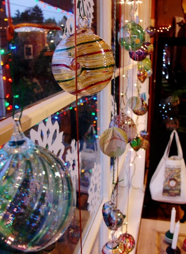 Jingle down to Eddy’s to get your fuzzle fuzz and panpoonas!